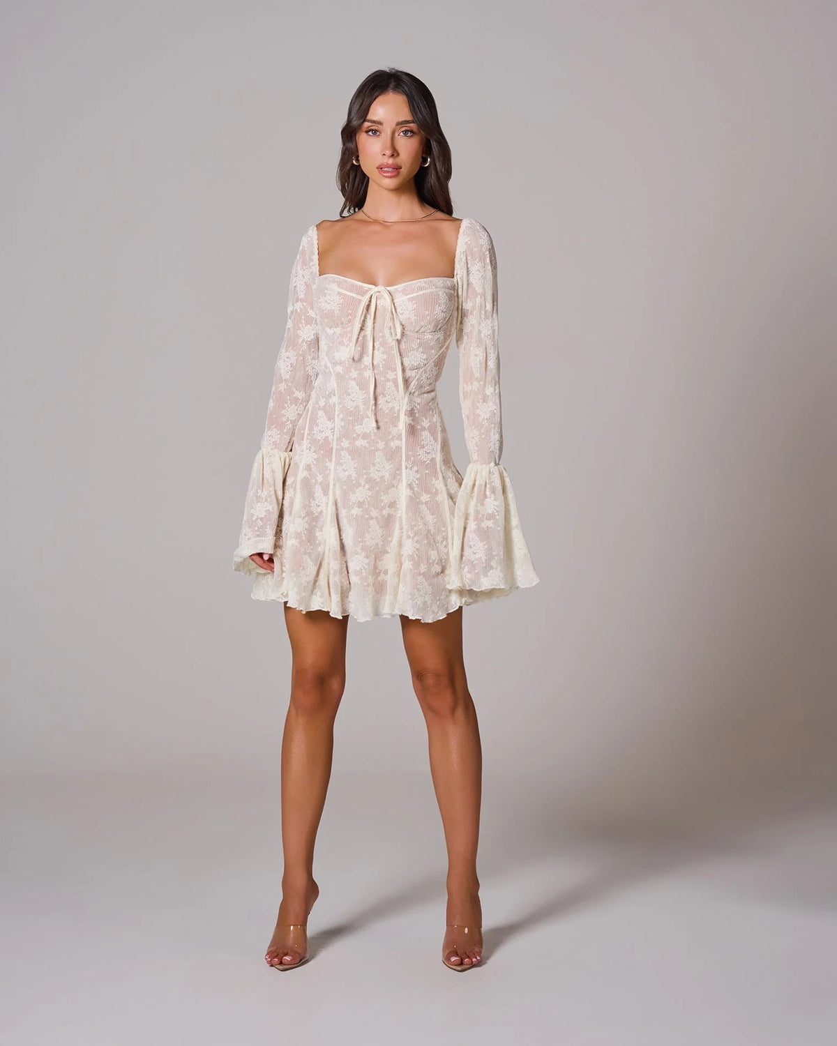 Amaya – La Robe Illusion en Dentelle Romantique